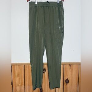 BCG Men's Olive Cargo Pants